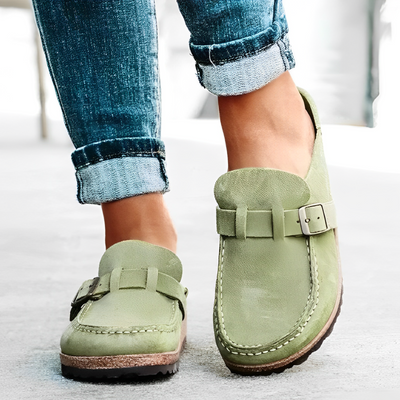 Mokassin-sandal – Klassisk charm möter luftig komfort
