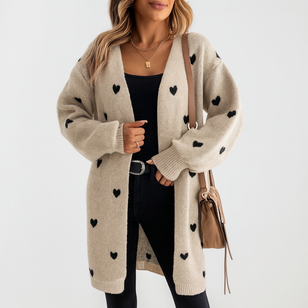Herzprint Cardigan – Bekväm charm med en lekfull touch