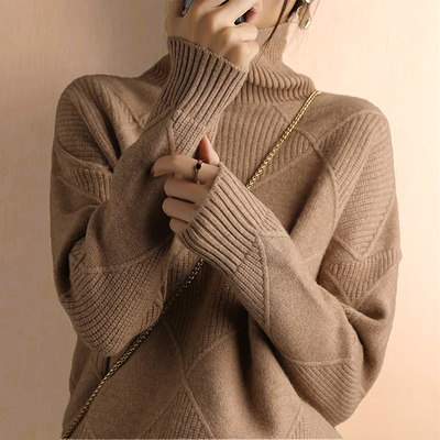 Rauten-Rollkragenpullover – Raffinerad värme med modern stil