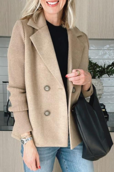 Avslappnad knappl blazer – Höj ditt självförtroende med en enkel stil